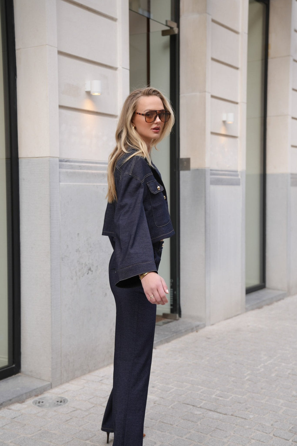 Closette | Cropped Dark Wash Denim Jacket For Woman