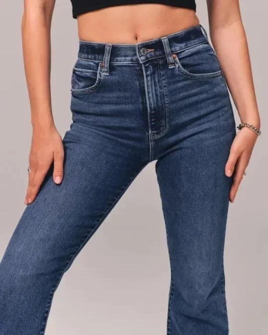 Closette | High-Waisted Straight Fit Jeans For Woman