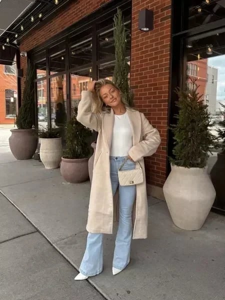 Closette | High-Waisted Straight Fit Jeans For Woman